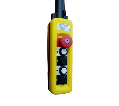 Пульт управления XAC-A4913Y для тали (4 кнопки, 2 скорости, ключ-марка, стоп, IP65, 380В) Пульт управления XAC-A4913Y для тали (4 кнопки, 2 скорости, ключ-марка, стоп, IP65, 380В)